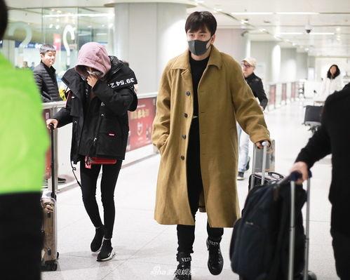 王正坤恋情爆料最新视频,甜蜜瞬间引网友热议 第2张 王正坤恋情爆料最新视频,甜蜜瞬间引网友热议 第2张